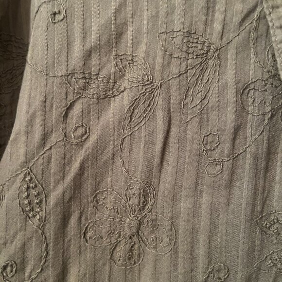 White Stag 100% Cotton green embroidered button-down blouse size 4X - Picture 5 of 10
